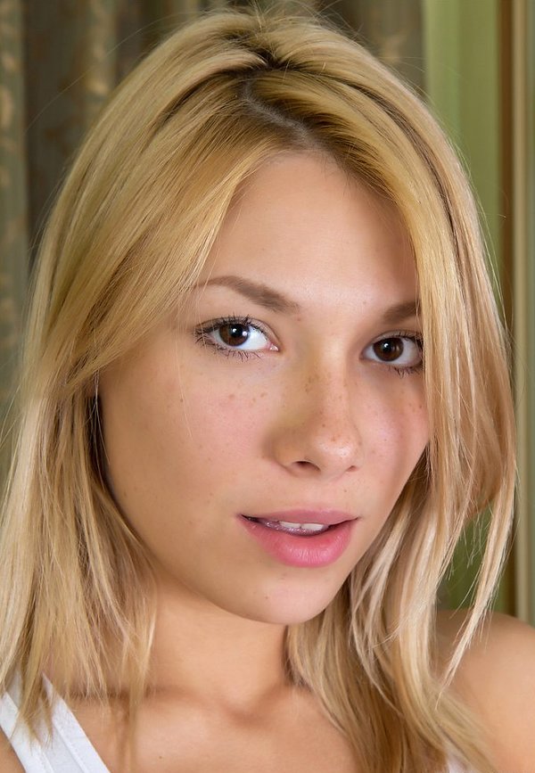 Марина, 36 лет, 4 размер груди